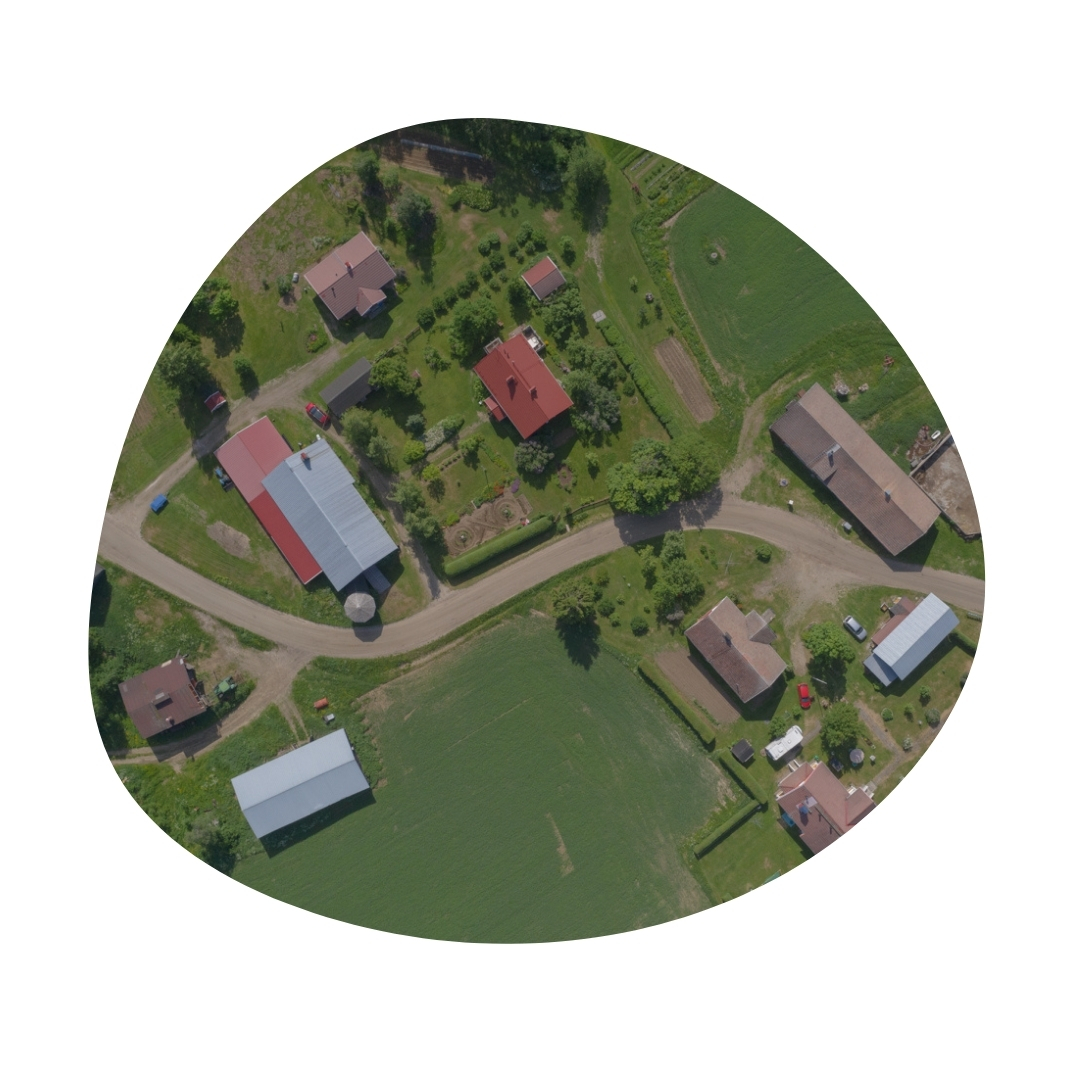 Kainuulainen maalaispihapiiri kehyksessä